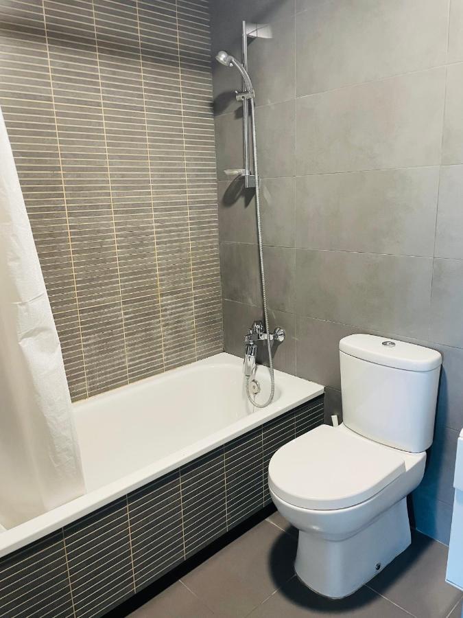 Fira De Barcelona City View Apartment With Garage Parking L'Hospitalet de Llobregat Exterior foto