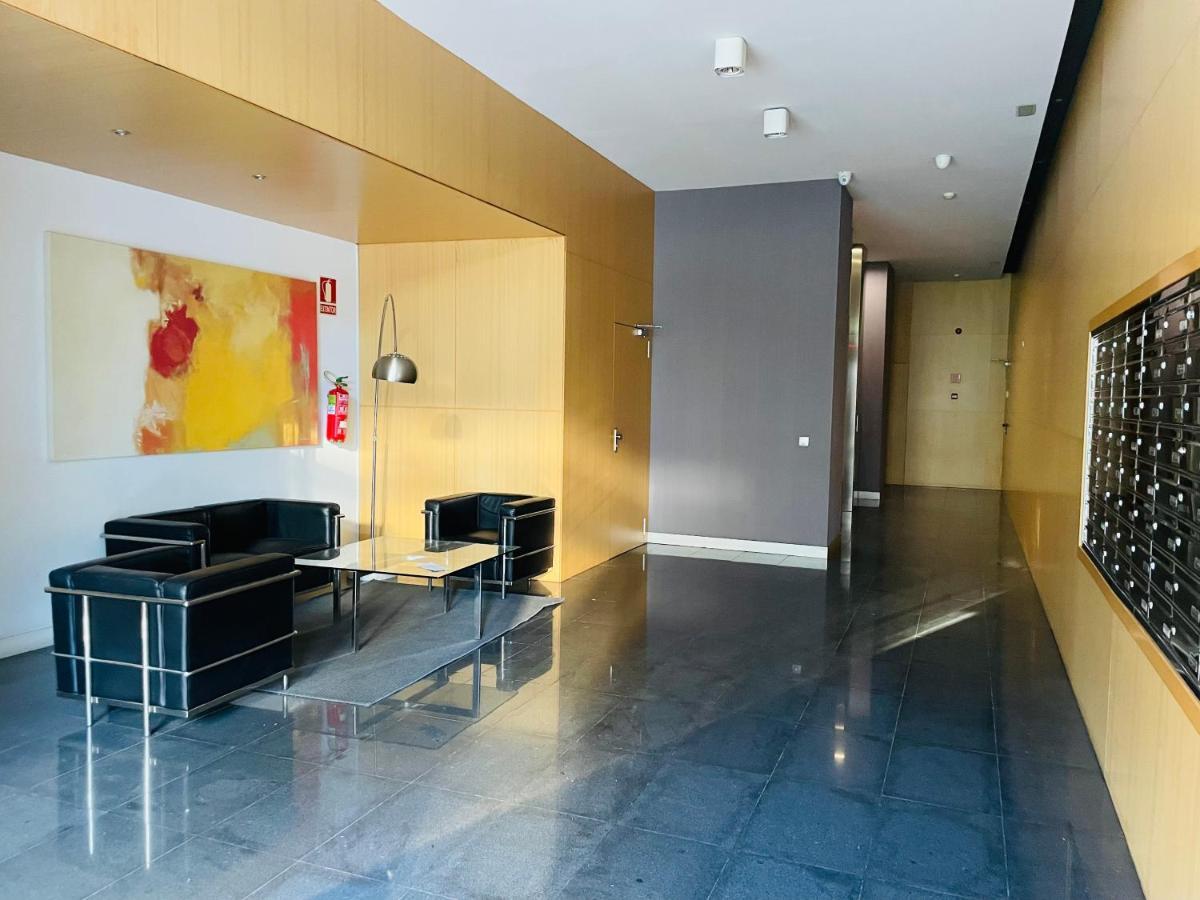 Fira De Barcelona City View Apartment With Garage Parking L'Hospitalet de Llobregat Exterior foto