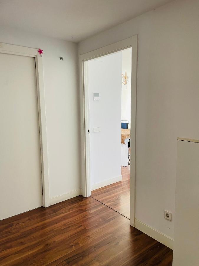 Fira De Barcelona City View Apartment With Garage Parking L'Hospitalet de Llobregat Exterior foto